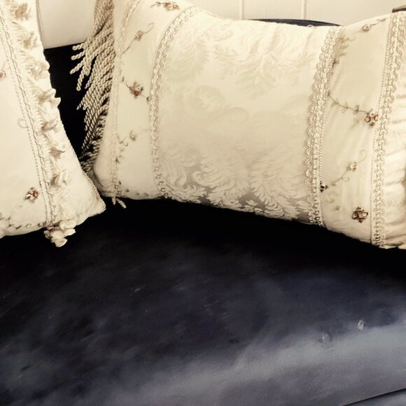 Designer Guild Collection Pillows for Living Room, Boudoir. NWOT Vine embroidery - Picture 5 of 6